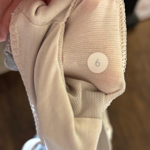 Lululemon Top - Picture 6 of 6